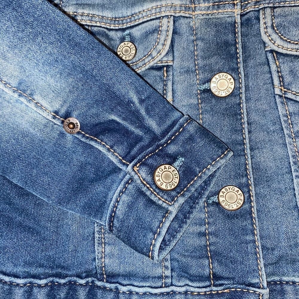GAP jean jacket - Picture 3 of 4